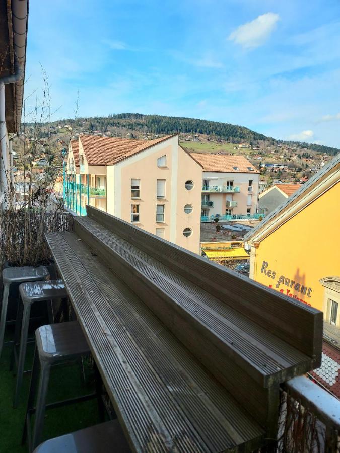 Appartement La Cahutte du Tisseur, hyper centre à Gérardmer Extérieur photo